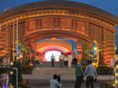 અલ્હાબાદમાં પંડાલોની પ્રતિયોગિતા