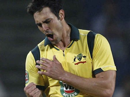 ઓસ્ટ્રેલિયાની વેધક બોલિંગ