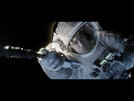 ગ્રેવિટીની તસવીરો