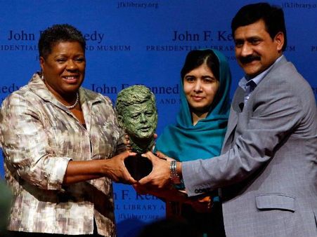 મને પાકિસ્તાની હોવાનો ગર્વ, હું પશ્ચિમી દેશોની કઠપુતળી નથીઃ મલાલા