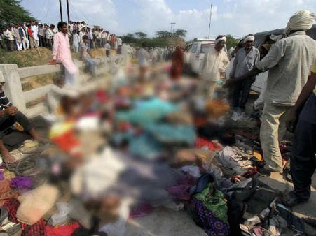 દતિયાના DM, SP સહિત શ્રેષ્ઠ અધિકારીઓ સસ્પેન્ડ, મૃતકોની સંખ્યા 115 થઇ