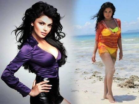 Pics : સન્ની-શર્લિન જેમ અશ્લીલ હરકતો નથી કરતી : વીણા