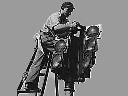 વિશ્વની પહેલી ટ્રાફિક લાઇટ