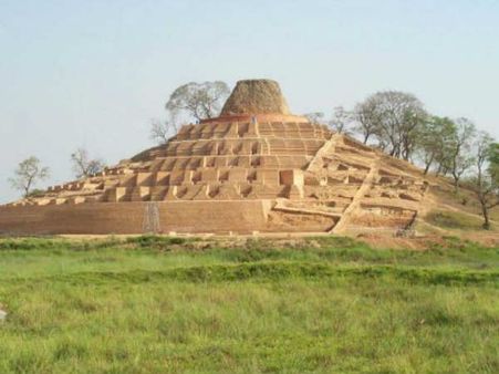 કેસરિયાનું પૂર્ણ દ્રશ્ય