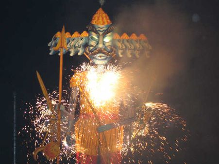 શા માટે અહીં દશેરાના છ દિવસ બાદ થાય છે રાવણ દહન?