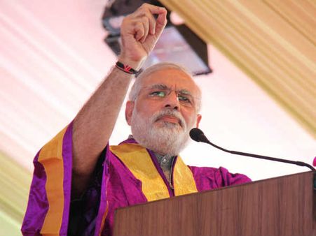 PDPU પદવીદાન સમારંભમાં મોદી