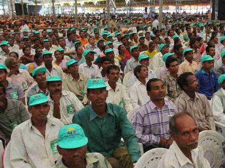 મોદીએ કોંગ્રેસના 40 વર્ષોના કાર્યો પર ઉઠાવ્યા સવાલ મોદીએ કોંગ્રેસના 40 વર્ષોના કાર્યો પર ઉઠાવ્યા સવાલ