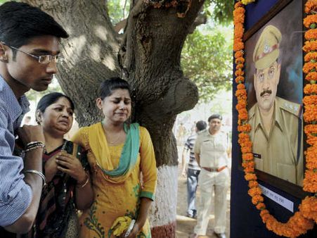 Pics: પોલીસ સંભારણા દિવસ, શૌર્ય ને સિધ્ધિને સલામ