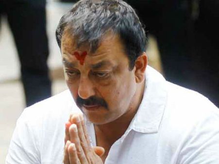 સંજય દત્તની સજા માફ કરવવાના પ્રયત્નમાં લાગી સરકાર!