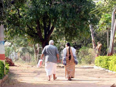 કસ્તુરભાઇ નેચર ક્યોર હોસ્પિટલ 