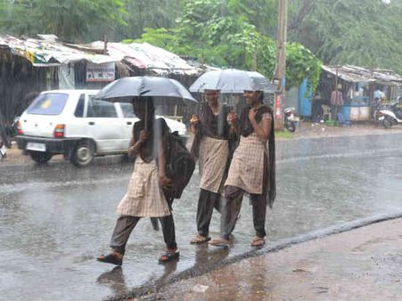 એપીમાં મોતનો વરસાદ