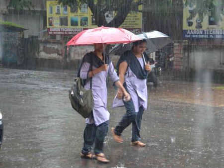 એપીમાં મોતનો વરસાદ