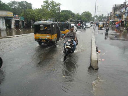 એપીમાં મોતનો વરસાદ
