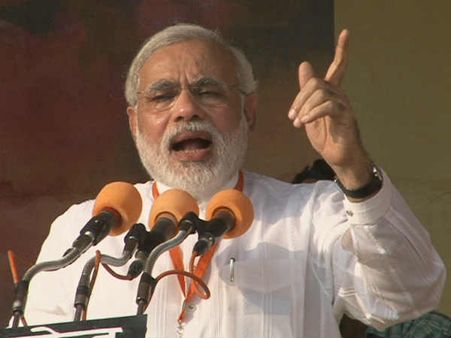 ઝાંસીમાં મોદીનો હુંકાર, '60 મહિના આપો દેશની તસવીર-તકદીર બદલી નાંખીશુ'