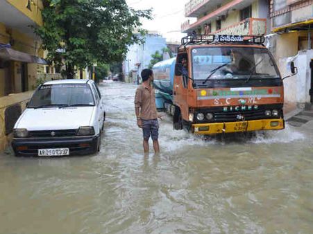એપીમાં મોતનો વરસાદ