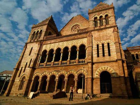 આયના મહેલ, ભૂજ