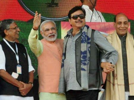 હિન્દુઓને કર્યો પ્રશ્ન