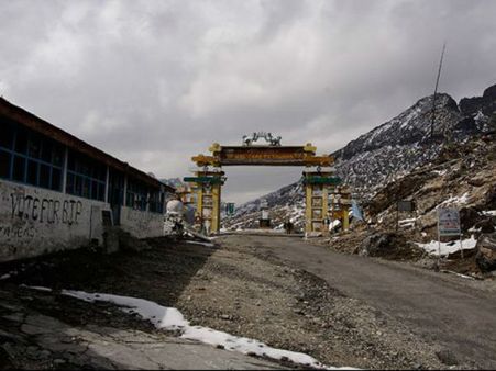  સેલા દર્રા