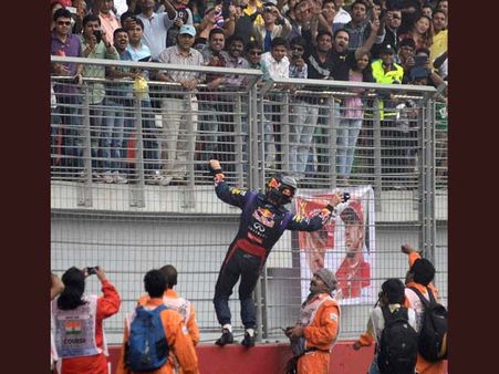 ફૉર્મૂલા વનના વિશ્વવિજેતાની ભારતીય ટ્રેક પર હૈટ્રિક