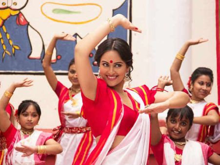 Pics : બુલેટ રાજામાં ઝુમુર ડાન્સ કરશે સોનાક્ષી સિન્હા