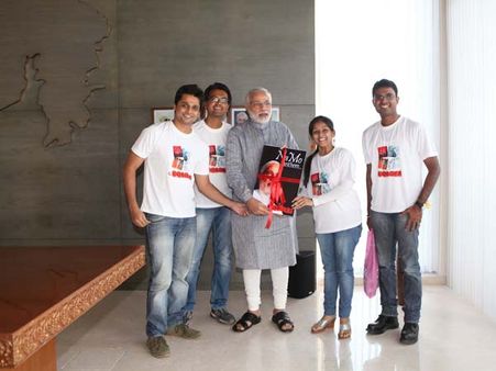 'નમો એન્થમ' બનાવનાર cKORDZZ ગ્રુપ મળ્યું મોદીને