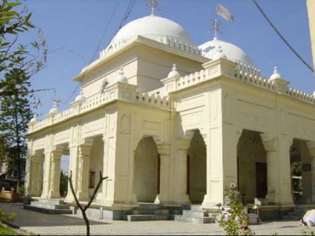 વાંગ્ખે અને શ્રી ગોવિંદાજી મંદિર