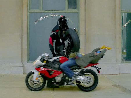 મશક્યૂલર આકારની ટેંક