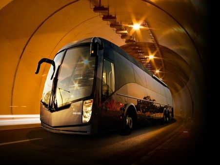 Shahrukh Khan's Luxury Bus By DC