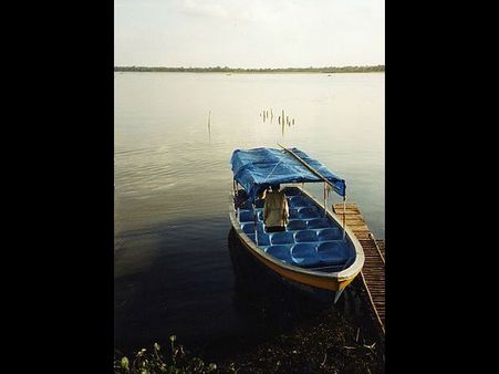 નીરમહલમાં નૌકા વિહાર