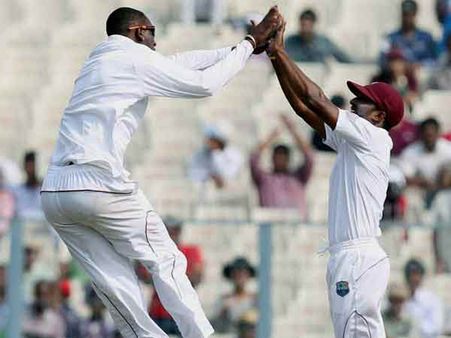 કોલકાતા ટેસ્ટ: બીજા દિવસની રમત