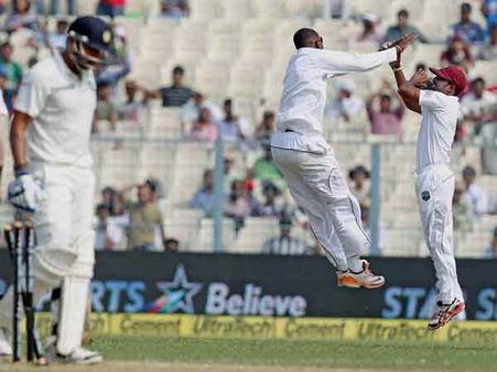  કોલકાતા ટેસ્ટ: બીજા દિવસની રમત