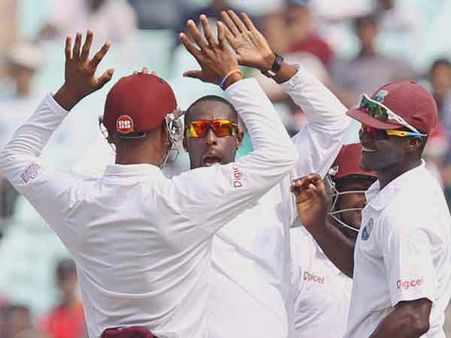 કોલકાતા ટેસ્ટ: બીજા દિવસની રમત