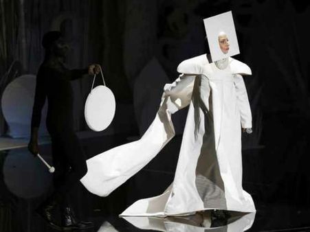 ટૅટૂ કોતરાવ્યું