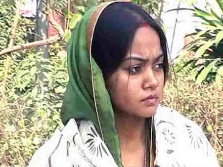 જાગૃતિ સિંહની ક્રુરતા : નોકરાણીઓને જબરદસ્તી પેશાબ પીવડાવતી