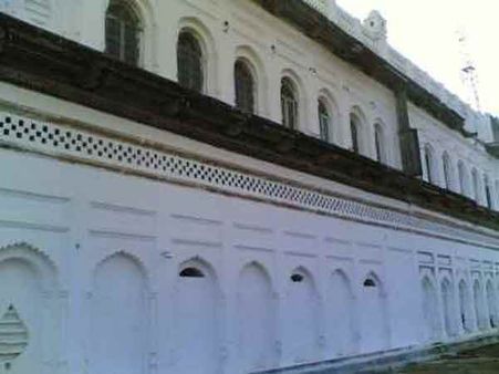 અંબિકાપુર પેલેસ