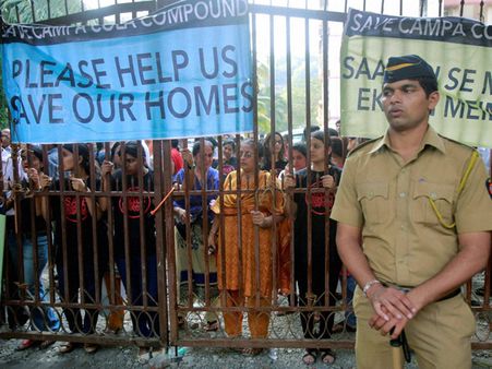 આખરે રહેવાસીઓને મળી છ મહિનાની રાહત