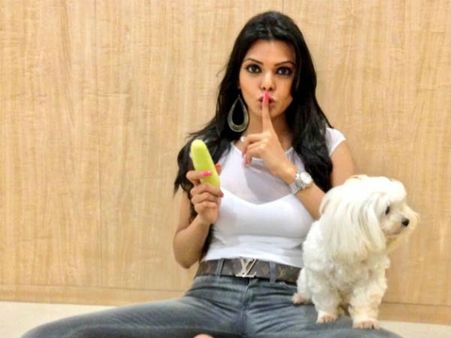 શર્લિન ચોપરા