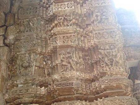 સુંદર મૂર્તિઓ