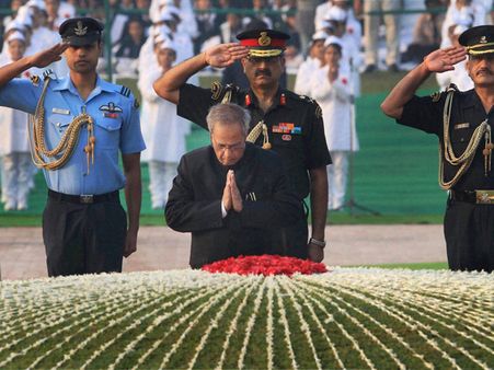 પંડિત જવાહરલાલ નેહરૂનો જન્મદિવસ...