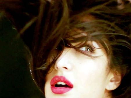 ધૂમ મચા લે...