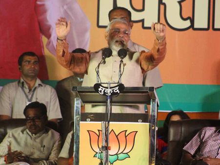 તમે જેટલું કિચડ ઉછાળશો તેટલું વધારે કમળ ખિલશે