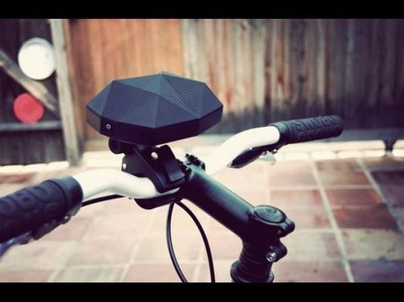 આ ક્રિએટિવ સ્પીકર વધારશે આપના ઘરની શોભા