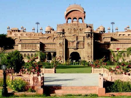 બિકાનેર: લક્ષ્મી નિવાસ પેલેસ 