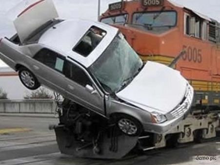 ટ્રેન વિ. કાર