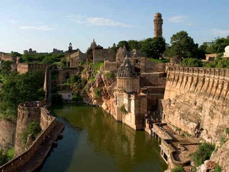 લાઇફમાં એકવાર તો આ અતિસુંદર સ્થળોની મુલાકાત જરૂર લેજો!!