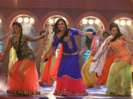 ગોરી તેરે પ્યાર મેં ફિલ્મની તસવીરી ઝલક ગોરી તેરે પ્યાર મેં ફિલ્મની તસવીરી ઝલક