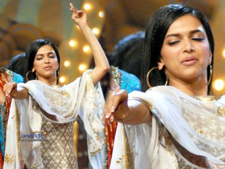 હૅટ્રિક ગર્લ દીપિકાની 30 હસીન તસવીરો હૅટ્રિક ગર્લ દીપિકાની 30 હસીન તસવીરો