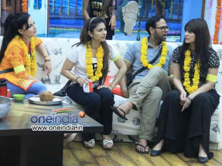 એલી-તનીષા-કૅન્ડી