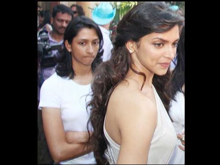 દીપિકાની સૌથી મોટી ક્રિટિક તેમના ઘરમાં જ છે!