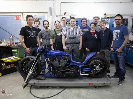 વિશ્વ ચેમ્પિયન રેસરના દિલ પર આનુ છે રાજ